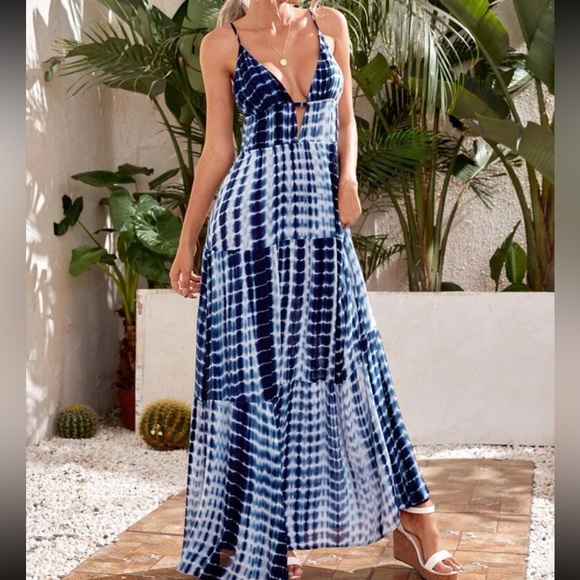 Boho Tie Dye Ombré Deep V Neck Cut Out Backless Maxi Dress - Picture 4 of 5